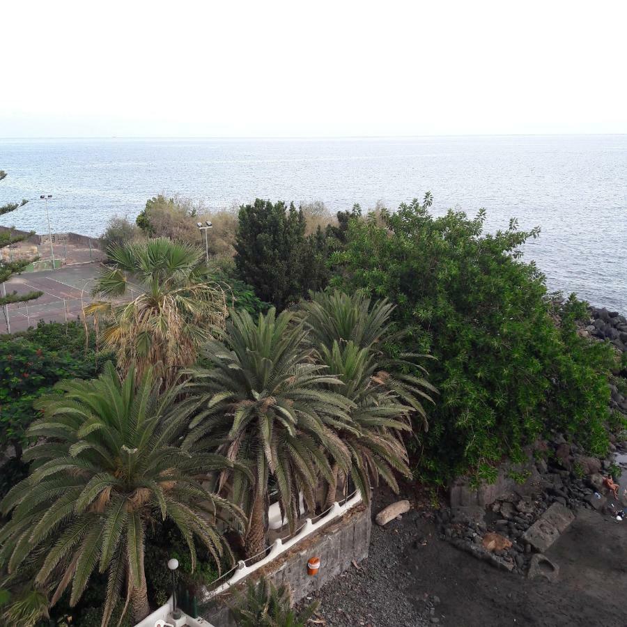 Apartamentos Playa Chica / Playa Las Gaviotas 산타크루스데 테네리페 외부 사진
